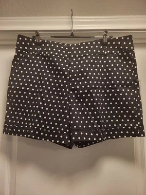 Corto corto a lunares tiro medio para mujer INC International Concepts 5" entrepierna talla 12 Foto 1 de 3