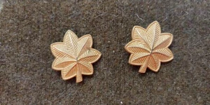 Original WWII Majors Pinback Insignia Set ~ Hollow Backs (07) - Picture 1 of 2