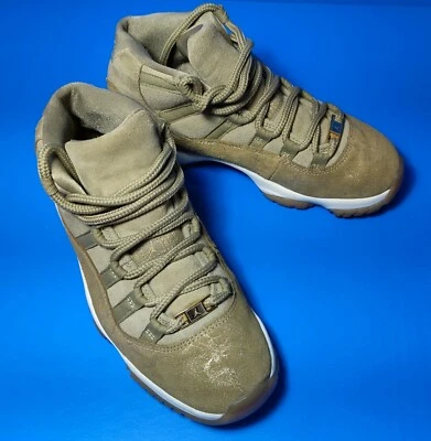 Zapatos de baloncesto Air Jordan Retro 11 para mujer Olive Lux AR0715 200 talla 7,5 EE. UU. Foto 1 de 4