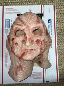 A Nightmare on Elm Street 4 Freddy Krueger Latex DELUXE MASK NWT TOTS - Picture 1 of 4