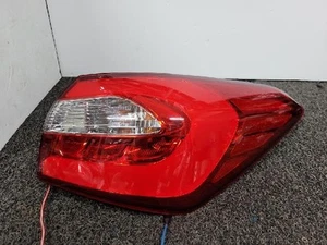 KIA Forte Cerato K3 2014 luz trasera LED derecha 92402A7400 - Imagen 1 de 7