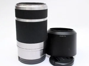 Sony E 55-210mm F4.5-6.3 OSS AF Telephoto Zoom Lens Silver Excellent Japan F/S - Picture 1 of 3