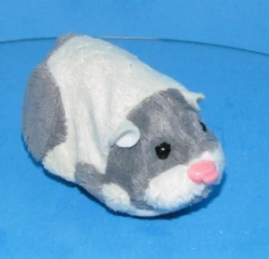 Zhu Zhu Pets 2008 "Jinx" Gray White Moving Hamster Works L@@K - Imagen 1 de 6