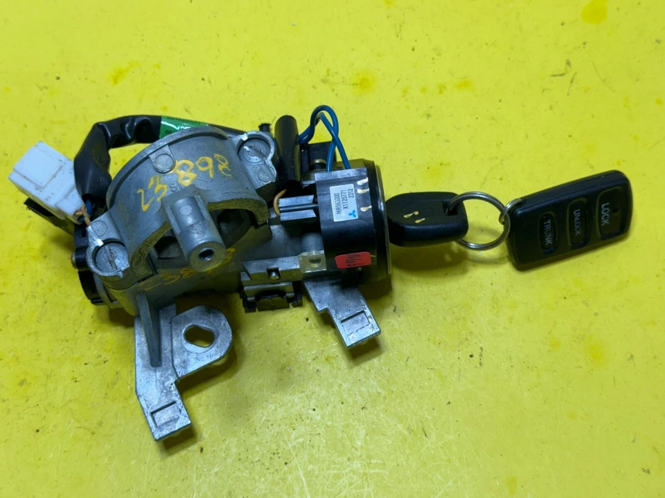 1999-2003 MITSUBISHI GALANT IGNITION switch lock w/key OEM MR583000 - Imagem 1 de 4