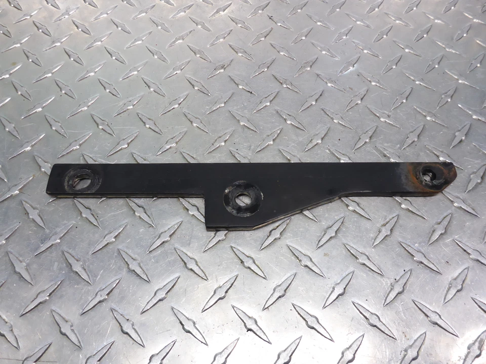 Suporte de suporte para cabide United Motors UM Renegade 200 tubo de escape silenciador - Imagem 1 de 2