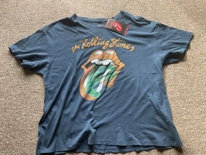 The Rolling Stones Women's  Band Tee Tongue Graphic Shirt Size XL - Picture 1 of 6