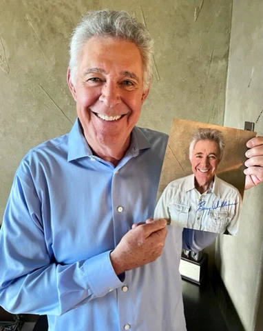 Welcome to BARRY WILLIAMS DIRECT! 8x10 PHOTO #5 SIGNED TO YOU! * THE BRADY BUNCH Cover