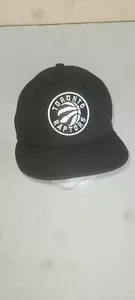Gorra ajustada Toronto Raptors talla 7 1/4 negra de New Era 5950 - Imagen 1 de 6