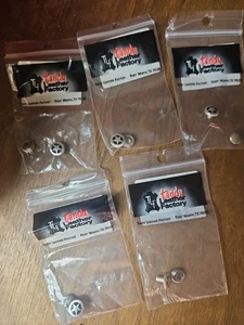 Small Star Concho Rivet Back - Picture 1 of 3