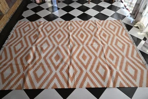 Rugmoda Off Peach und Weiß Geometrisch Panja Webstuhl Baumwollteppich - 5x8 Fuß - Bild 1 von 7