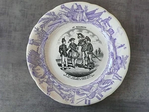 ANCIENNE ASSIETTE DE HB CHOISY LE ROI - "AU REGIMENT" N° 8 - Imagen 1 de 1