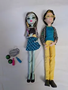 Monster High Picnic Casket For 2 Frankie Stein Jackson Jekyll Dolls Cake Bottles - Picture 1 of 7