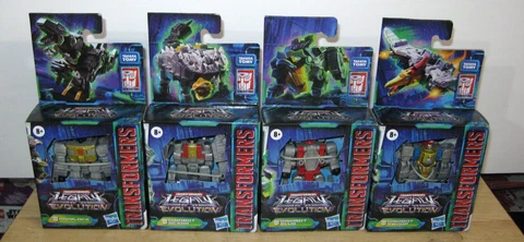 Transformers Legacy Evolution ~ Core Class Dinobot Grimlock Scarr Slug Swoop NIP Cover