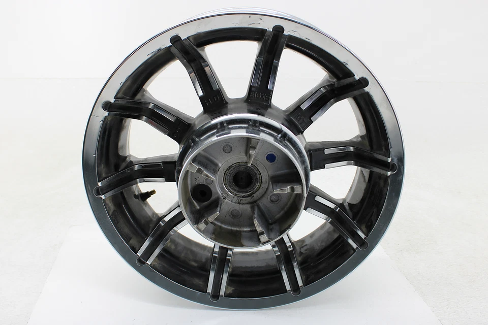 Llanta trasera 16x5 Harley-Davidson Ultra Limited Flhtk 14-19 Foto 1 de 4