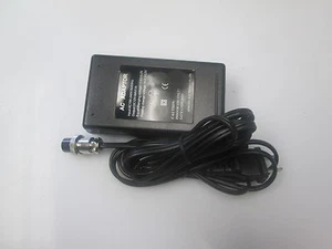 12V Charger with 3 Prong Ends Sunl, X-Treme,Turbo,Speed - Picture 1 of 3