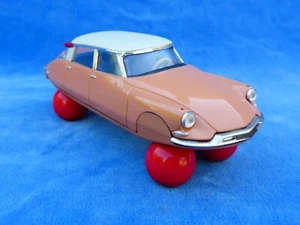 CURIOSITE Curiosity TOP ! UH 1:43 CITROEN ID 19 BALLONS 1959 - Foto 1 di 7