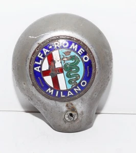 Alfa Romeo Giuletta 750 & 101 Giulia Rear Trunk Lockiing Fixture With Badge - Picture 1 of 4