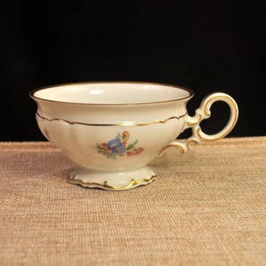 Hutschenreuther Cup The Mayfair White #7619 Floral w/Gold 1939-1964 (No Saucer) - Picture 1 of 19