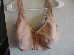 2 COMFORT CHOICE PLUS SIZE 40G TAN 100% COTTON FRONT CLOSURE WIRE FREE BRAS NEW - Picture 1 of 1