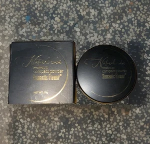 Flor romántica en polvo compacto de maquillaje de color natural - Imagen 1 de 5