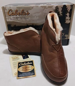 CABELAS Ciabatta da cabina uomo foderata in shearling marrone 10 W suola interna/esterna 82-3923 - Foto 1 di 11