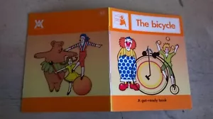 Story Chest Box - A get-ready book - 1987 - Joy Cowley - B2 : The bicycle - Foto 1 di 5
