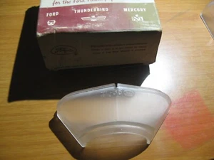 1955-1963 FORD TRUCK LICENSE LIGHT LAMP LENS C1TB-13564-B NOS - Picture 1 of 4