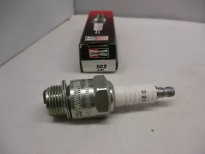 Spark Plug Champion 502 - Picture 1 of 1