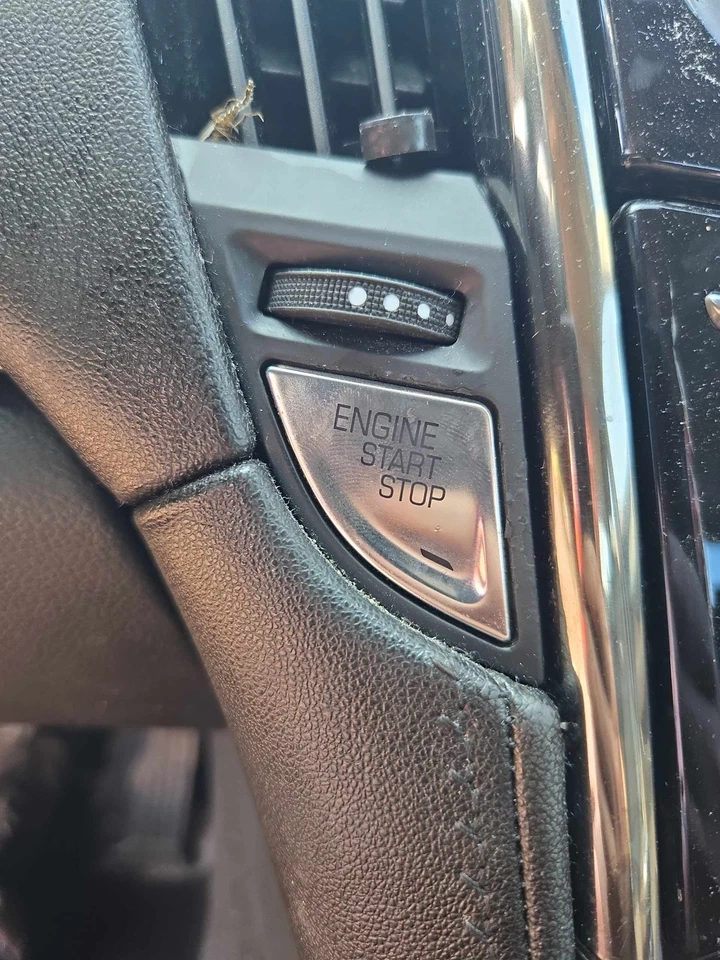 Used Ignition Switch fits: 2014 Cadillac Ats triangular Grade A - Изображение 1 из 4