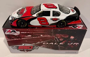 2006 Dale Earnhardt Jr 250 Starts Bud #8 Signed Auto 1/24 Diecast Car W/ COA - Picture 1 of 2
