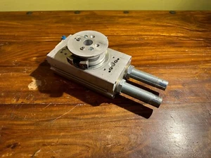 Festo 574403 semi rotary drive DRRD-35-180-FH-Y9A-E1 - Picture 1 of 3