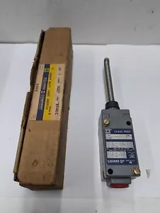 Square D 9007B54KC Limit Switch Whisker / Wand Actuator Head Series B 9007-B54KC - Picture 1 of 5
