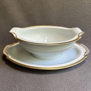 Noritake Gwendolyn Gravy/Sauce Boat With Attached Under Plate 5083 Dish - Picture 1 of 8