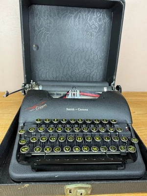 Nice! Serviced - 1947 Smith-Corona Clipper Working Vintage Portable Typewriter - Imagem 1 de 4
