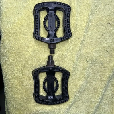 GT BMX OLDSchool Mid School Pedales BMX Ala Plástico Par Bicicleta Foto 1 de 4