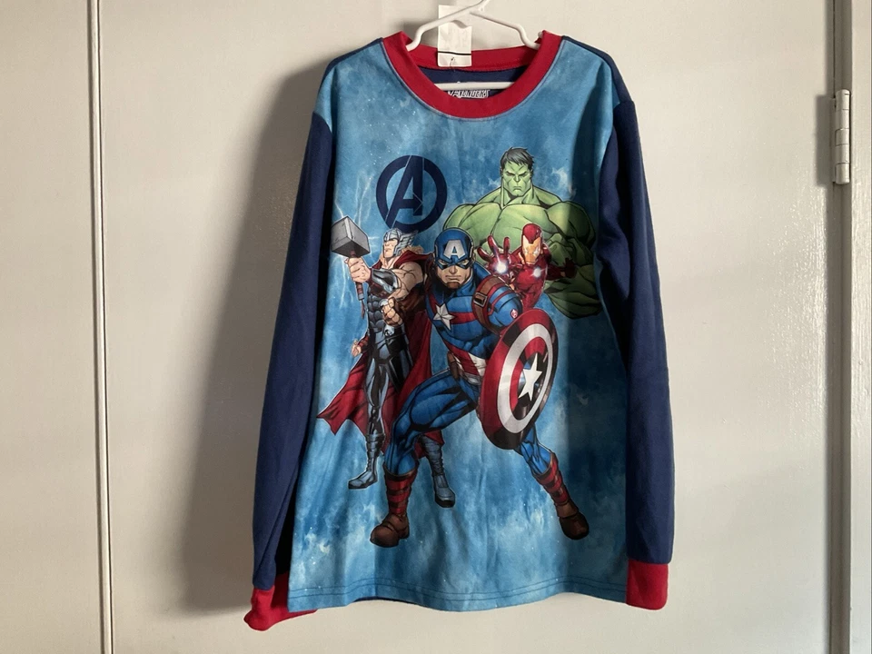Camisa para dormir Marvel Avengers talla 10/12 Foto 1 de 3