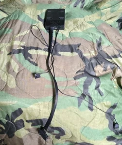 Lian Li Uni Fan SL-INF-AIO Controller - Bild 1 von 3