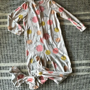 Carters size 8 pink footed PJS pink - Picture 1 of 6