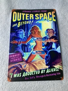 Letrero de hojalata retro de 8” X 12” Strange Stories From OUTER SPACE And Beyond - Imagen 1 de 1