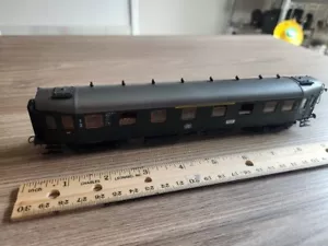 Roco Austria, HO DC, DB, 1st Class 1/2 Class Passenger Coach, Item # F74. - Picture 1 of 5