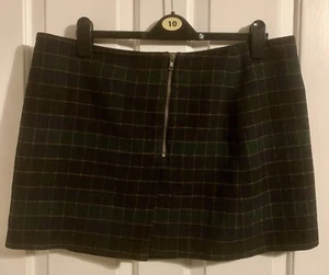 BNWOT TU Woman Navy & Green Check Mini Skirt Size 18 - Picture 1 of 4