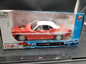 MAISTO SPECIAL EDITION 1970 DODGE CHALLENGER R/T 1/24 SCALE - Picture 1 of 16