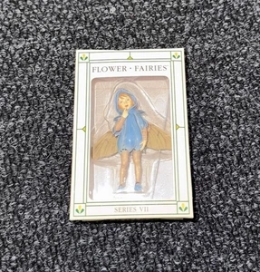 Cicely Mary Barker Flower Fairies Serie VII Scilla Resin Fee 86942 Ornament - Bild 1 von 6