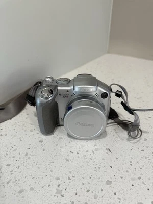 Canon Powershot S2 IS 5MP Digital Camera Swivel Display 12x Optical Zoom WORKS  - Image 1 of 4