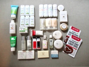 Lot of 35 Travel Hotel Sample Size Shampoo Conditioner Soap Lotion Toiletries - Picture 1 of 6