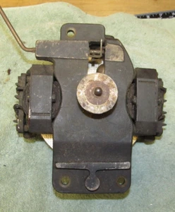 Vintage Antique VERY OLD Bipolar? Electric Phonograph Motor - Picture 1 of 9
