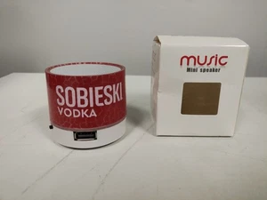 Mini Altavoz Música Bluetooth (SOBIESKI VODKA) Luz Multicolor. - Imagen 1 de 5