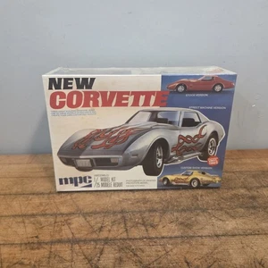 Vintage MPC #1-7705 NEW CORVETTE 1977 Customizing 3 in 1 Model Kit Sealed! - Bild 1 von 19