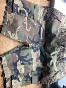 Men's Shorts Size XXL - Picture 1 of 3