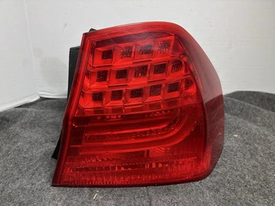 06 07 08 Conjunto de luz trasera derecha BMW 335i 330i 328i 325i 4 puertas sedán OEM Foto 1 de 4